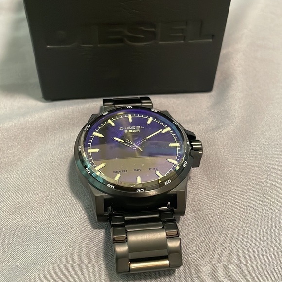 Diesel Watch🔥 - Picture 3 of 4